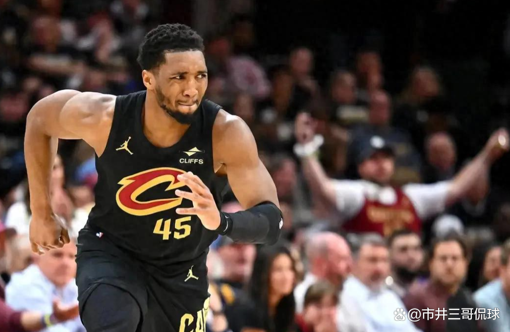 西班牙男篮绝地反击中国男篮，米切尔打破历史纪录